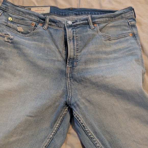 GAP Women's High Rise Distressed Cigarette Jeans Size 33 / 16R - Picture 4 of 8